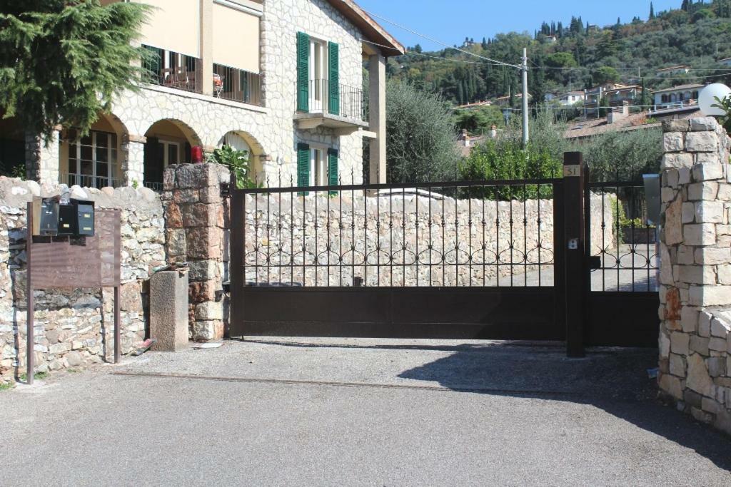 Residenza Riviera Degli Olivi Leilighet Torri Del Benaco Eksteriør bilde